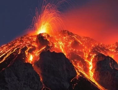 Σε αυτό το ηφαίστειο αυτοκτόνησαν 1290 άνθρωποι ‑ Δείτε γιατί!